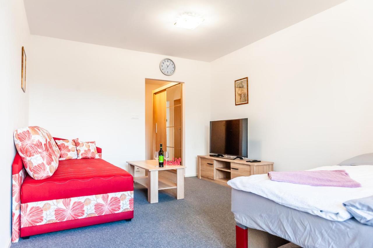 Apartmany Summit Besenova Ngoại thất bức ảnh